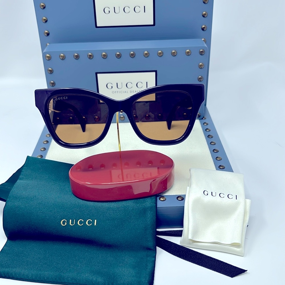 AUTHENTIC GUCCI SUNGLASSES GG1133S